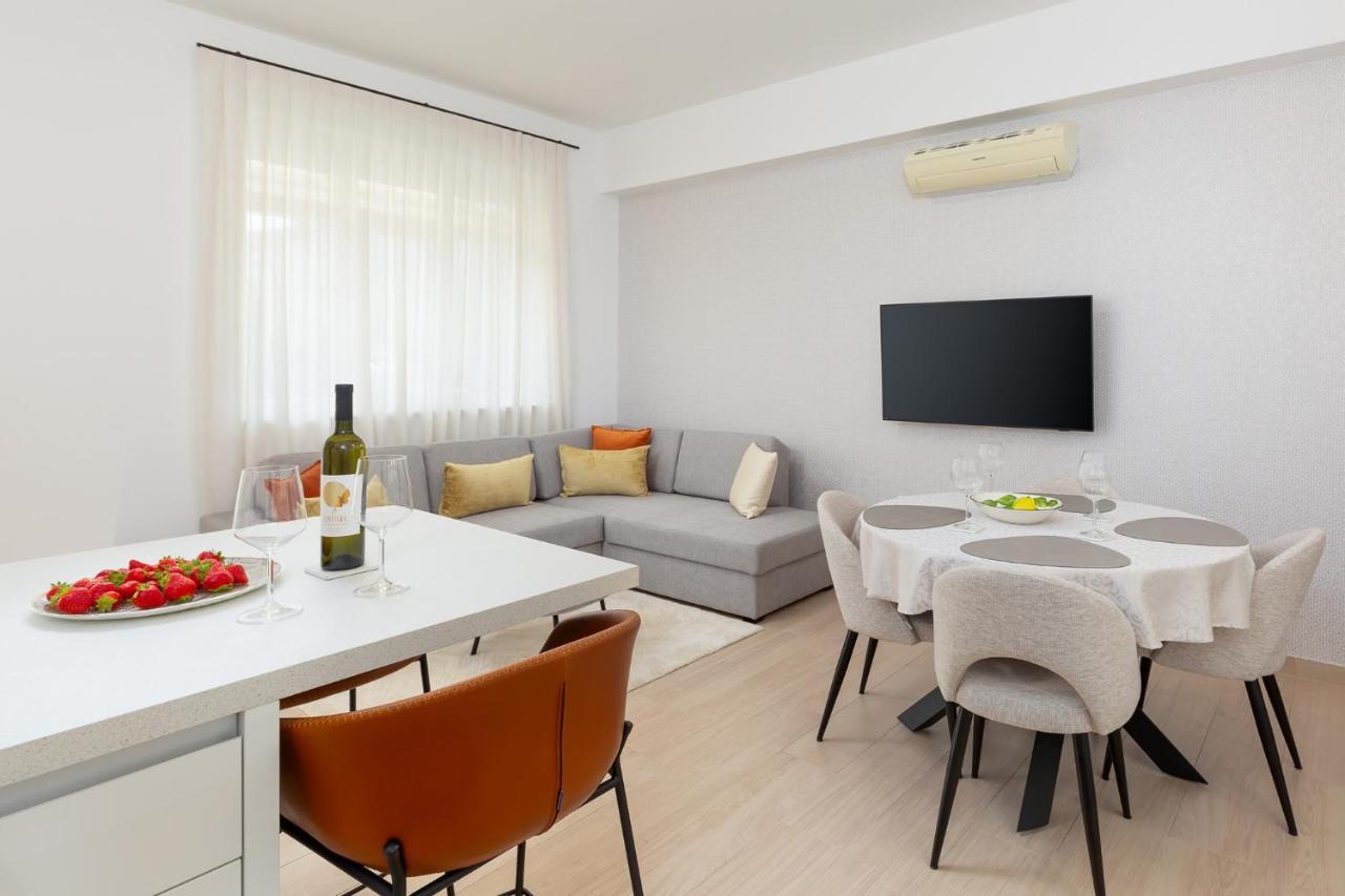 Stylish Apartment Mediterraneo Πόρετς Εξωτερικό φωτογραφία